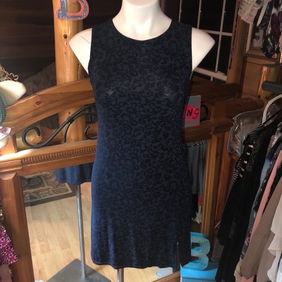 Gorgeous navy SEXY form fitting sheath dress - Picture 5 of 13